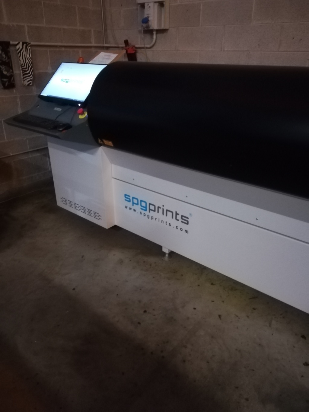 Използван лазерен експонатор Spgprints цилиндрично гравиране